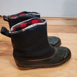 Bootleggers Black Green Stainless Steel Duck Boots Has Flaws Size 8